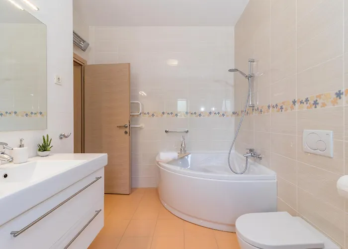 Zorica Villa *
